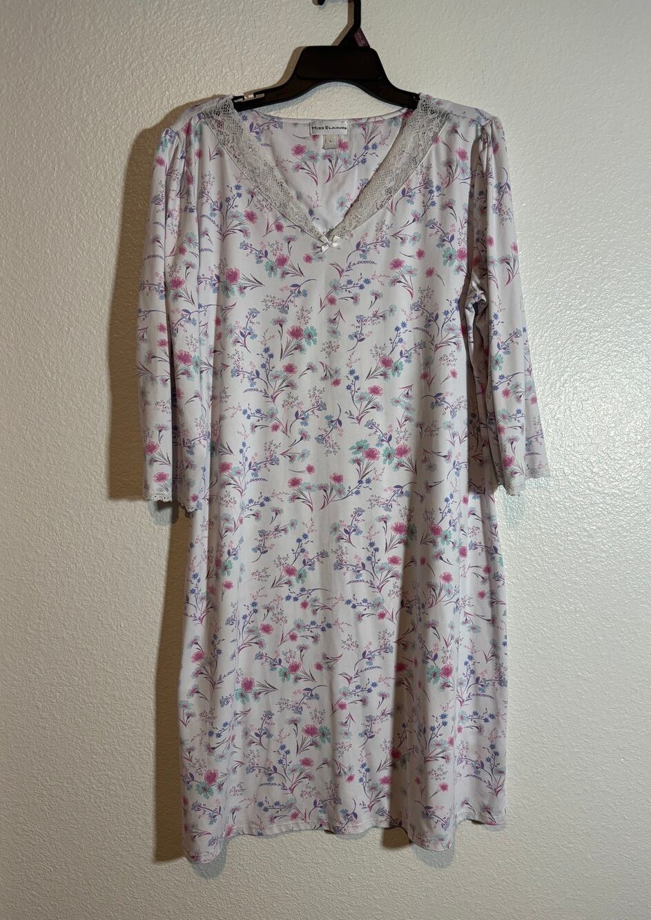 Miss Elaine Womens Size Large White Floral Lace Trim Sofiknit Pullover Nightgown